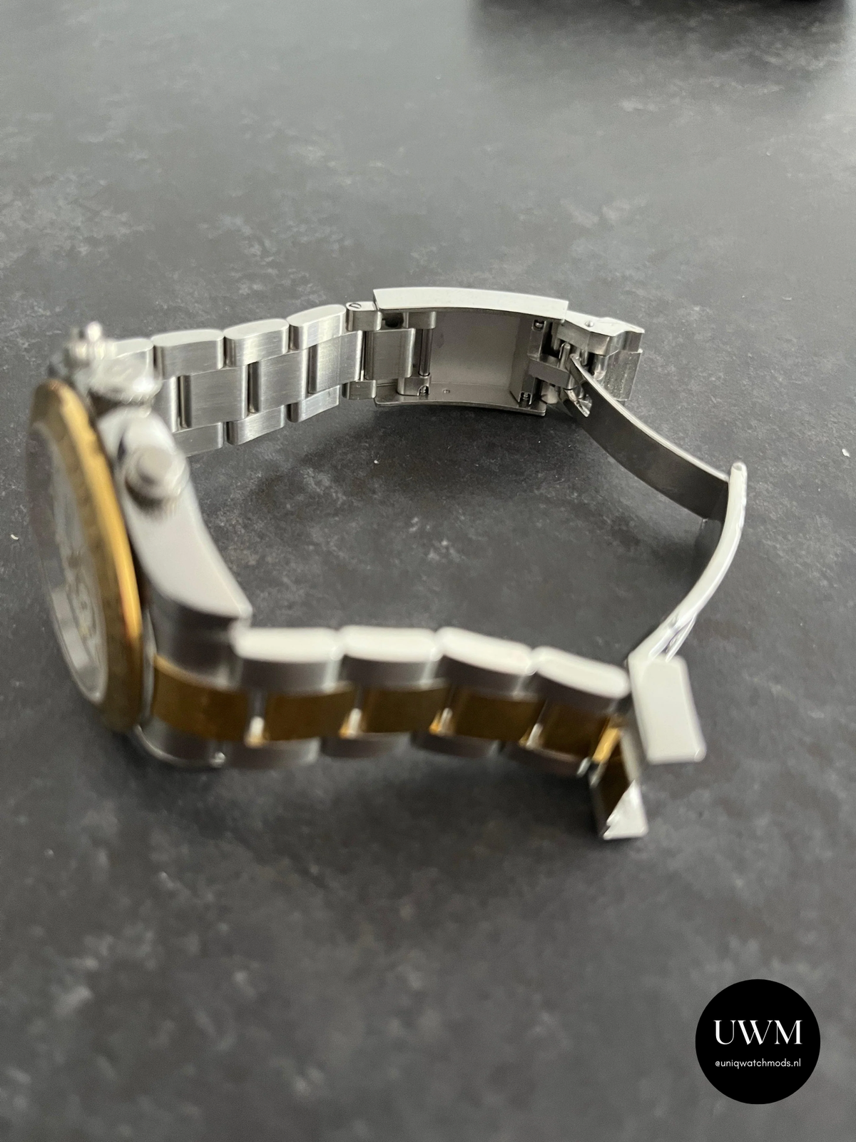 40mm Racing Chronograph White Dial Two Tone Gold Bezel