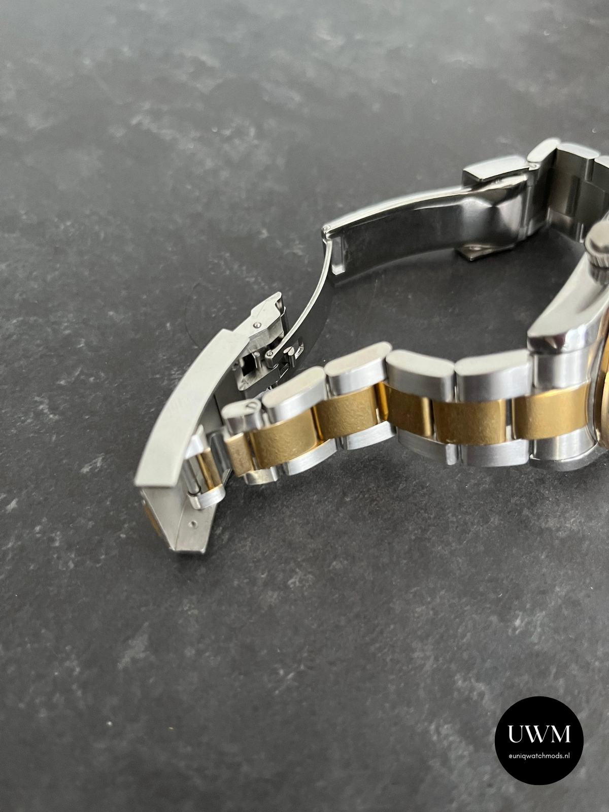 40mm Racing Chronograph White Dial Two Tone Gold Bezel
