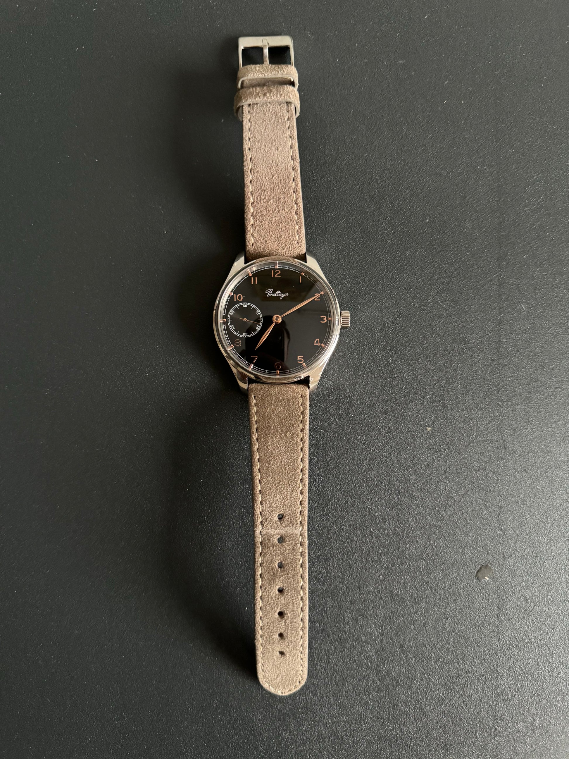 Baltazar dial - 41mm Dress Watch - uniqwatchmods.nl