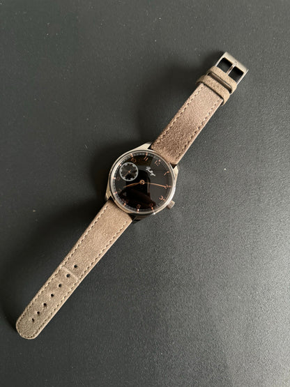 Baltazar dial - 41mm Dress Watch - uniqwatchmods.nl