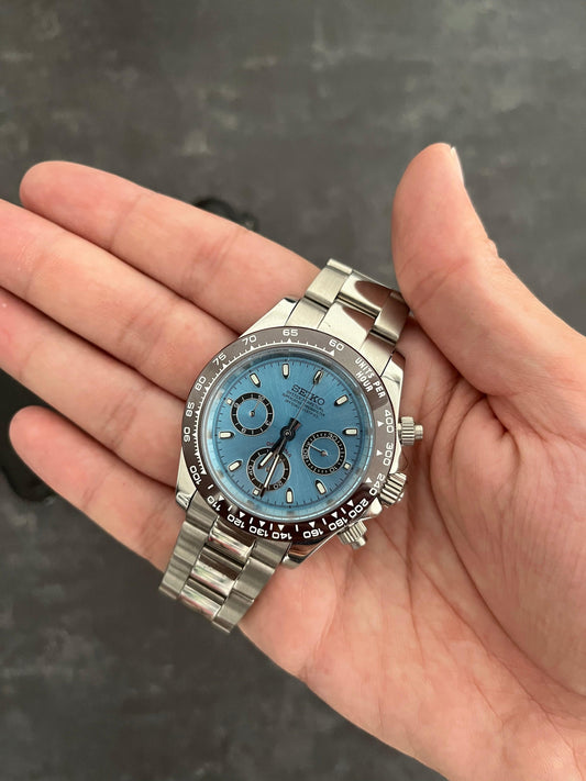 Seiko Mod - 40mm Ice Blue Chronograph - uniqwatchmods.nl