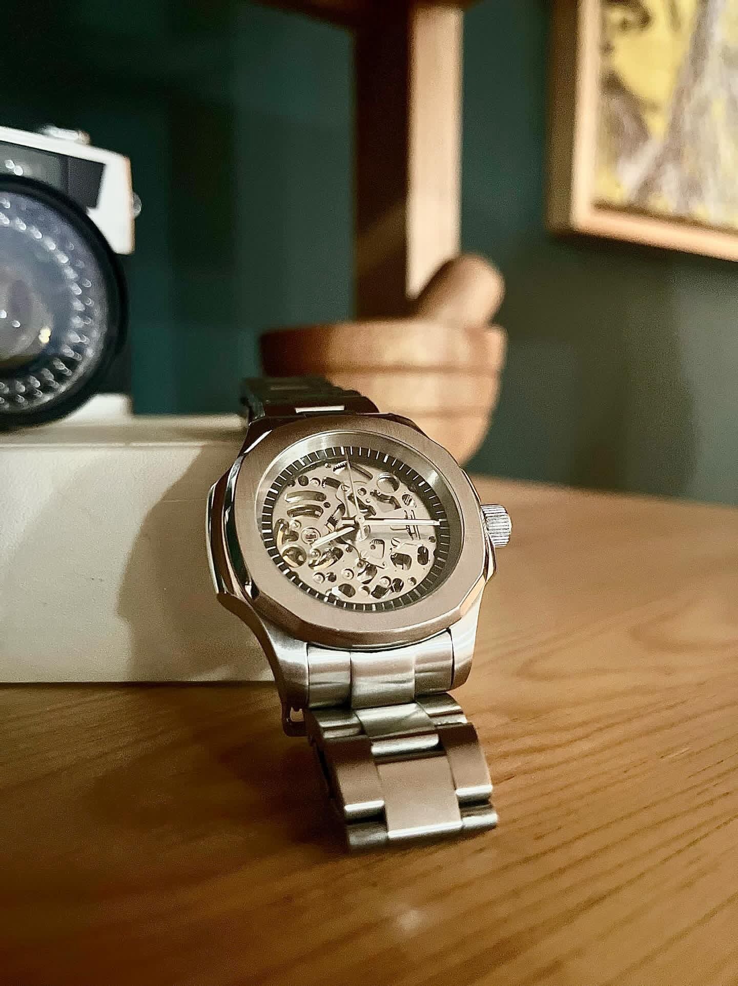 Skeleton Dial 40mm Sports Watch